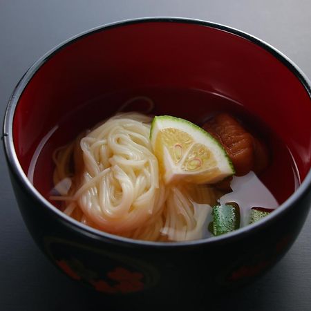 Ryokan Maruya Yufu Bagian luar foto