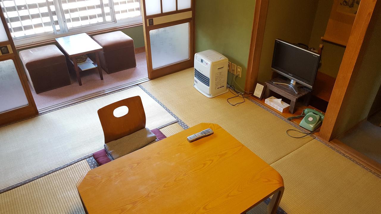 Ryokan Maruya Yufu Bagian luar foto