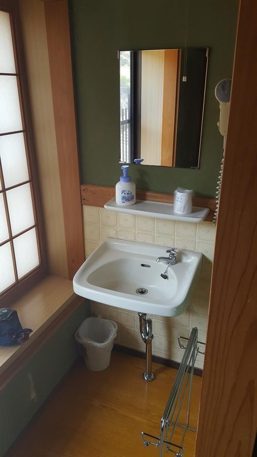 Ryokan Maruya Yufu Bagian luar foto